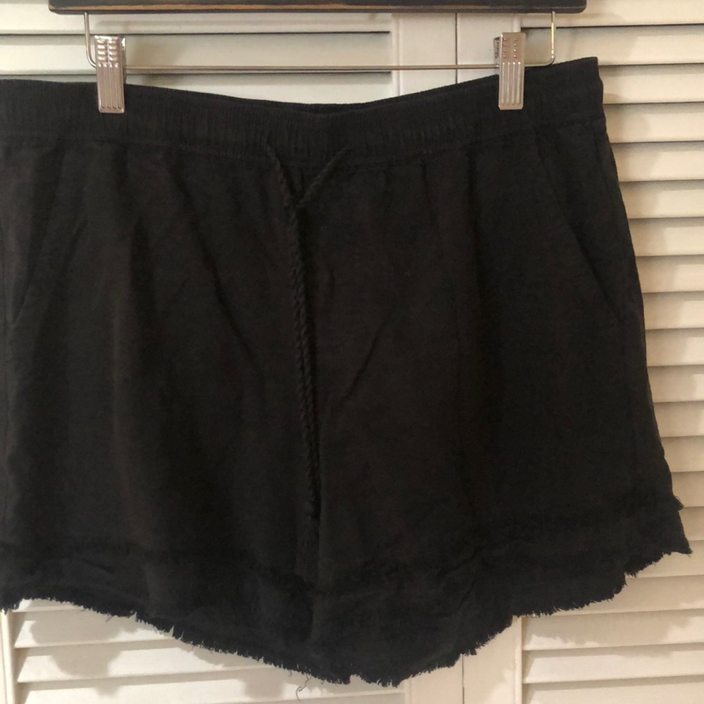 Black shorts drawstring and adorable fringe hem